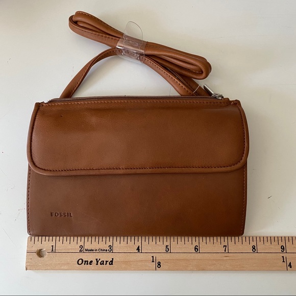 Fossil tan leather wallet on a string crossbody - Picture 10 of 14
